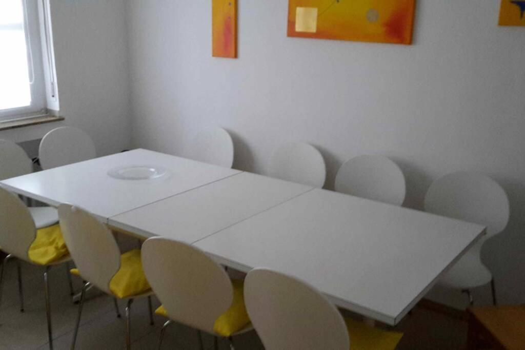 Grosse Wohnung 20 Km Von Koeln Bis Zu 17 Personen Rösrath Kültér fotó