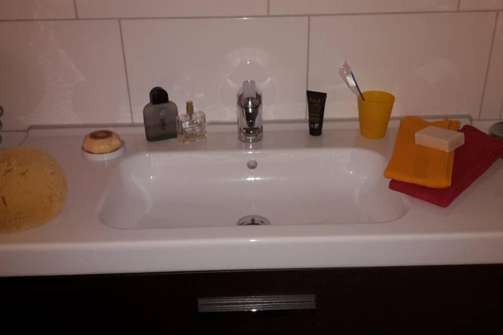 Grosse Wohnung 20 Km Von Koeln Bis Zu 17 Personen Rösrath Kültér fotó